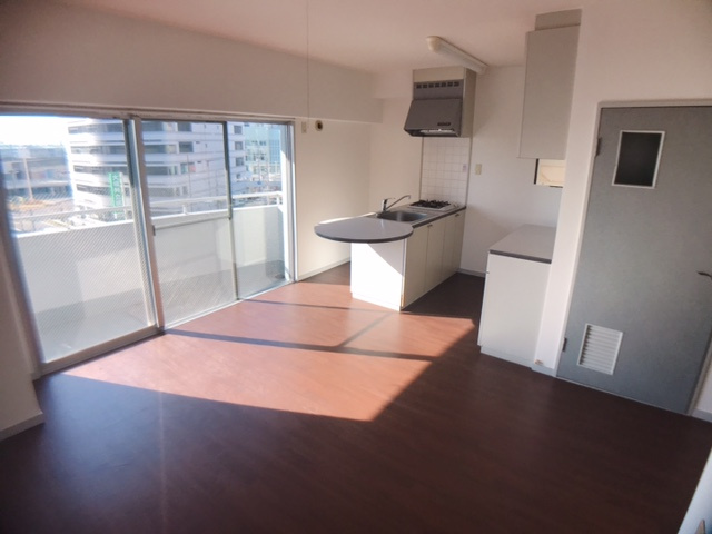 新豊土地ビルの居間・リビング