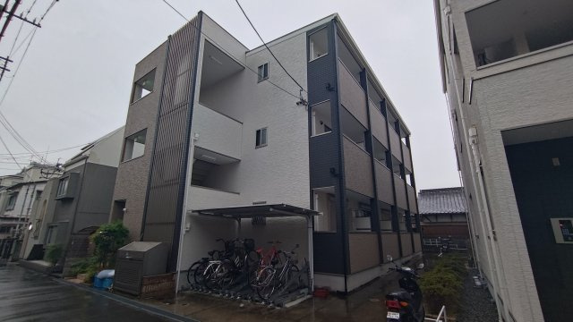 フローラコートの外観