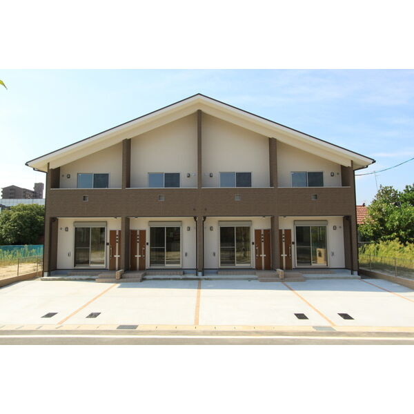 ネフェル新栄　　刈谷市の賃貸ならクラスホーム刈谷店の駐車場