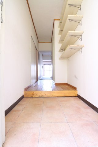 エクセル舞子の玄関