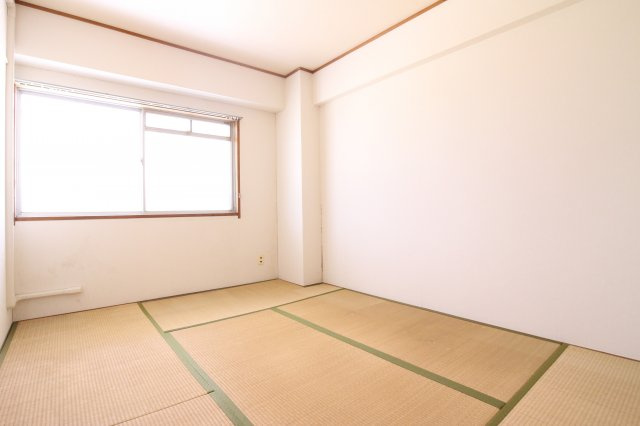 エクセル舞子の子供部屋