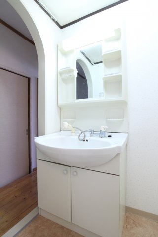 エクセル舞子の独立洗面台