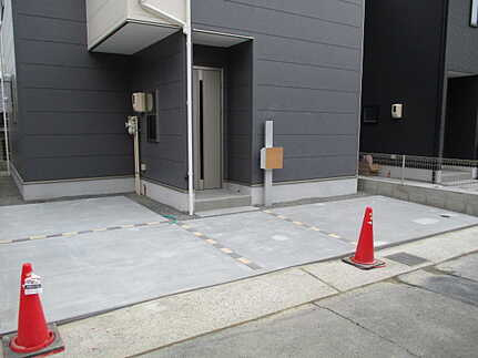 広島市佐伯区屋代1丁目　新築一戸建て(全2棟)の駐車場