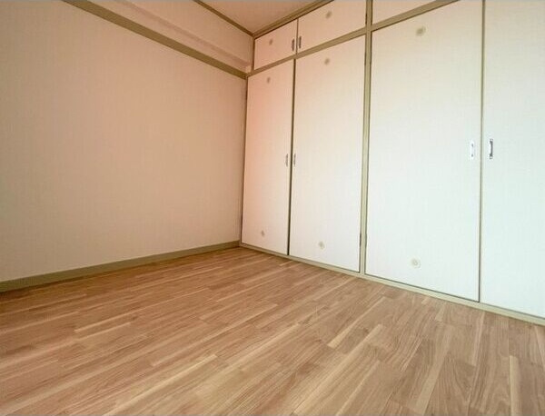 マイプレイス観音の内装