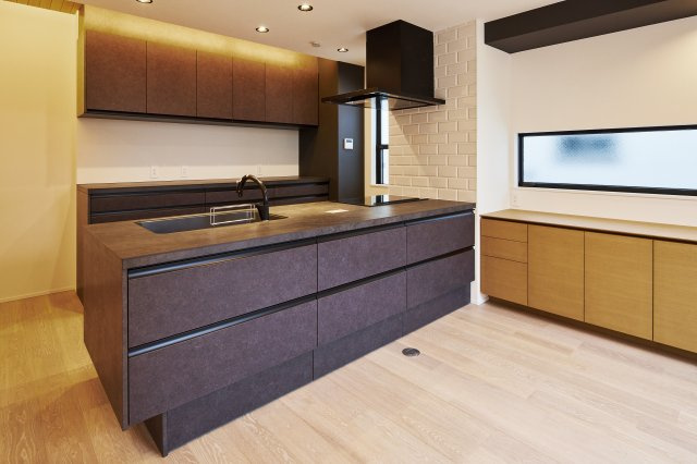 豊島区駒込　新築戸建の内観：施工例|同社施工例です。