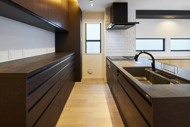 豊島区駒込　新築戸建の内観：施工例|同社施工例です。