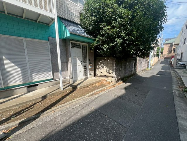 9/12　ローン解約による再販売の前面道路含む現地写真|前面公道。