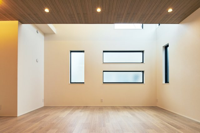 豊島区駒込　新築戸建の内観：施工例|同社施工例です。