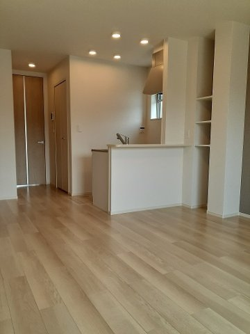 アルモニー　メゾン　財光寺の居間・リビング