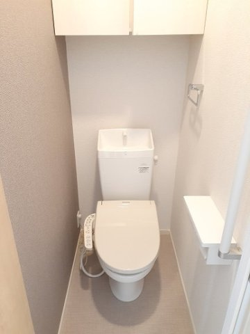 アルモニー　メゾン　財光寺のトイレ