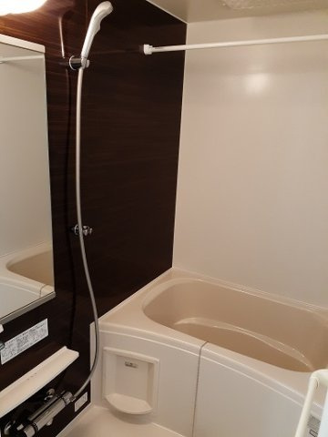 サン　メゾンの浴室