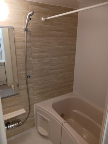 レヴェリ　Ⅱの浴室