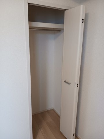 レヴェリ　Ⅱの収納