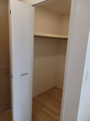 レヴェリ　Ⅱの収納