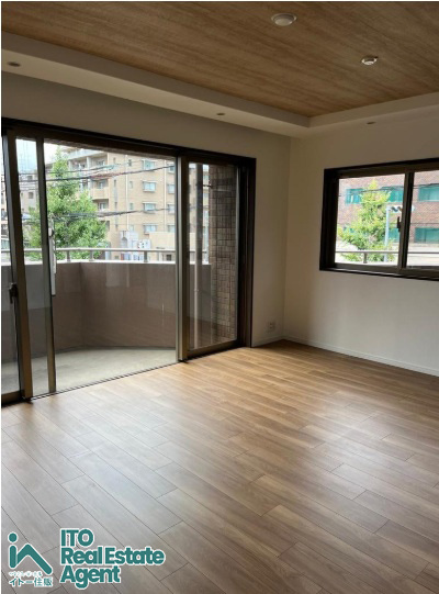 グラン・ブルー北山通の居間・リビング