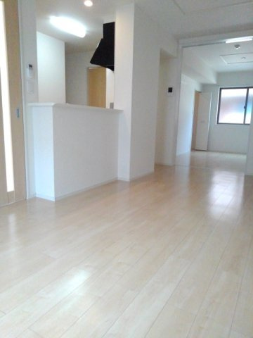 モルト　ピエーノ　Ⅰの居間・リビング