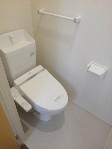 モルト　ピエーノ　Ⅰのトイレ