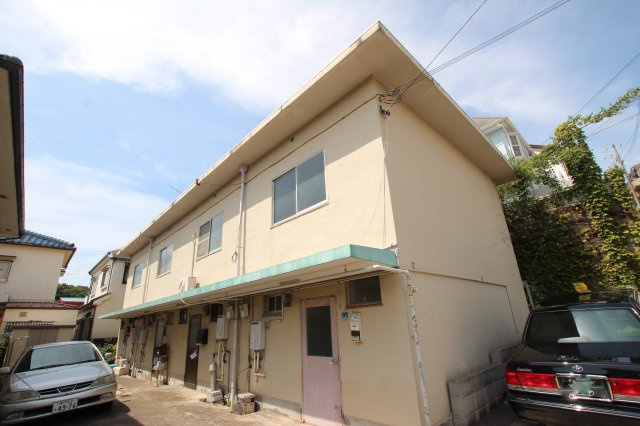 グリーンヒルアパートの外観