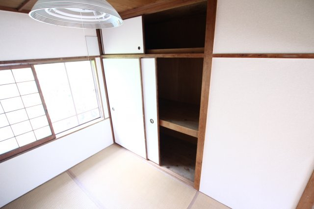 グリーンヒルアパートの収納