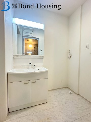 「東二見駅徒歩10分」「車並列2台可」魚住町西岡 限定1棟の独立洗面台