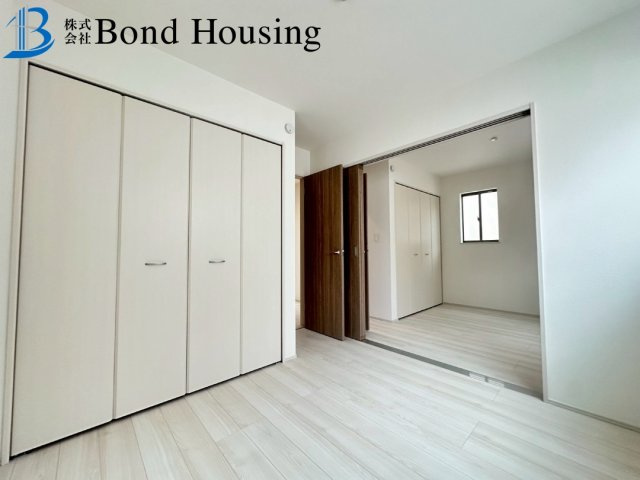 「東二見駅徒歩10分」「車並列2台可」魚住町西岡 限定1棟の洋室