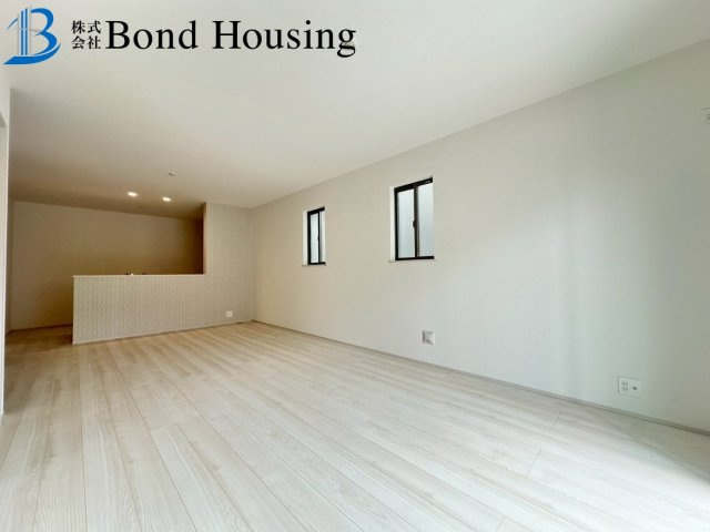 「東二見駅徒歩10分」「車並列2台可」魚住町西岡 限定1棟の洋室