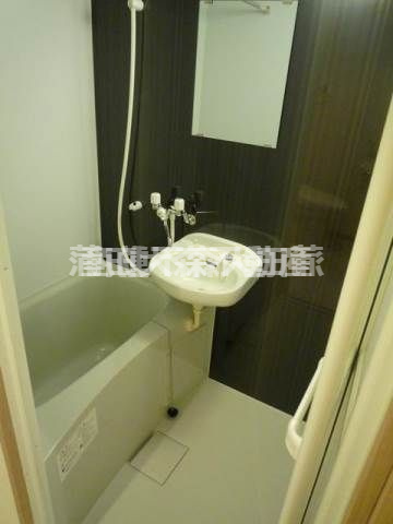 ポモドーロ蒲田の浴室