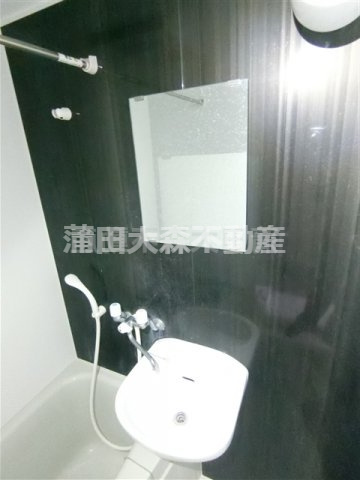 ポモドーロ蒲田の浴室