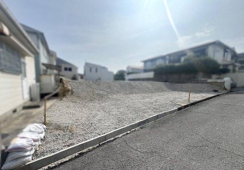 南多聞台５丁目　土地　２区画