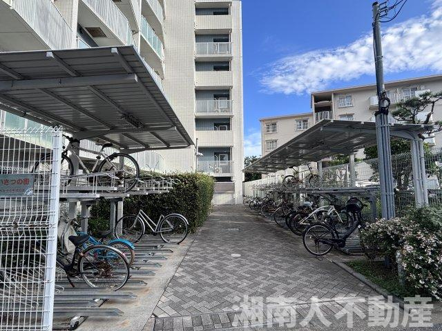 リストレジデンス茅ヶ崎海岸の駐輪場