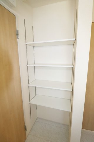 郡山市安積町南長久保1丁目　　　　２号棟　　　安積第３小学校、安積第２中学区　の浴室