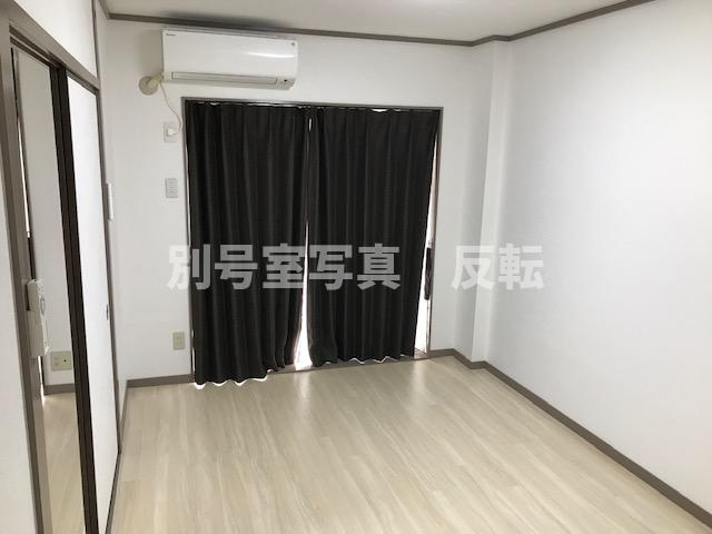 いずみハイツの居間・リビング