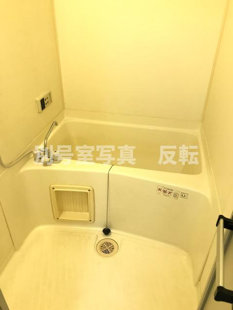 いずみハイツの浴室