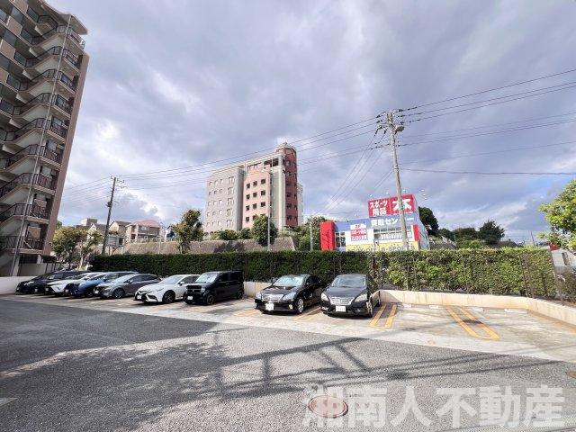ダイアパレス湘南ライフタウン3の駐車場