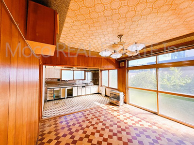 【居間・リビング】 | 網走市向陽ヶ丘中古住宅