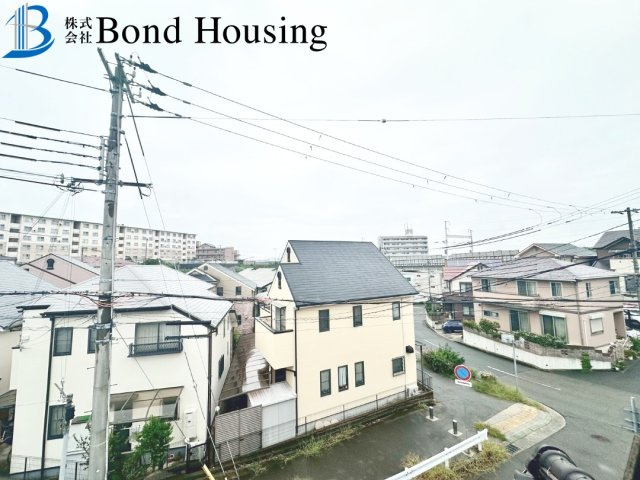 堀込車庫付き住宅　今寺　リフォ済み住宅　築37年の前面道路含む現地写真