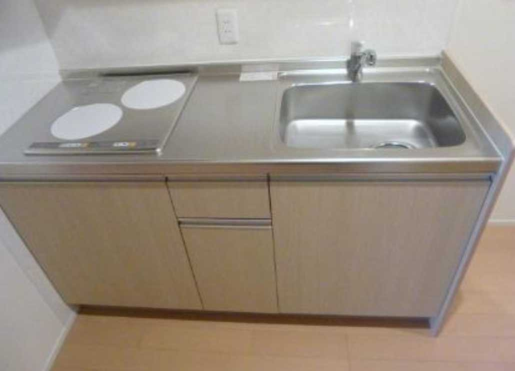 アヴニール三軒茶屋　築浅　ネット無料　パナソニックホームズのキッチン