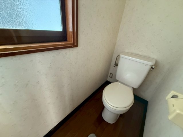 岩手県釜石市　戸建て連棟のトイレ