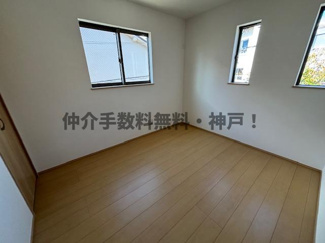【洋室】 | 神戸市垂水区城が山1丁目　新築戸建　仲介手数料無料！ | 個人の部屋や寝室として使える洋室です