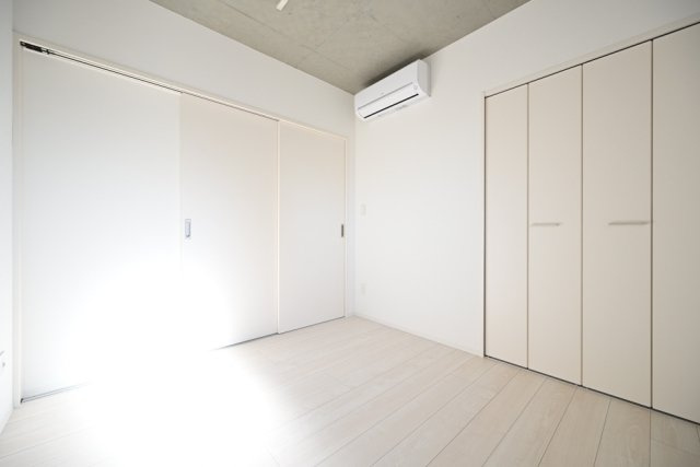 ＲＯＸＩＳ日暮里の洋室|洋室1