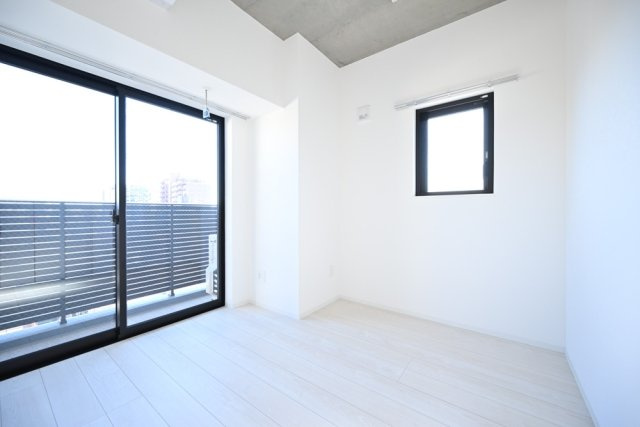 ＲＯＸＩＳ日暮里の寝室|洋室2