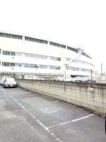 松戸第八マンションの外観