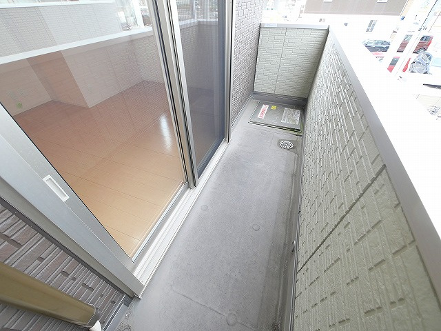 ベルヴェールのバルコニー|暖かな日差しのふりそそぐバルコニー