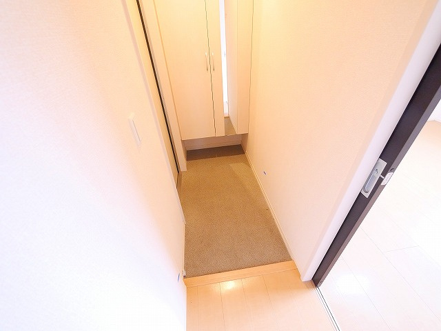 ベルヴェールの玄関|明るい玄関です