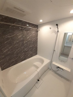 【浴室】 | サクライン方保田　Ⅱ | 日々の疲れを癒すお風呂付です