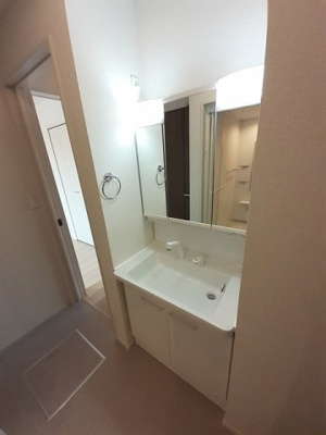 【洗面所】 | サクライン方保田　Ⅱ | 脱衣スペースもあります