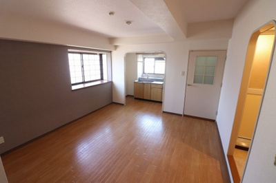 【居間・リビング】 | 鶴見パールハイツ