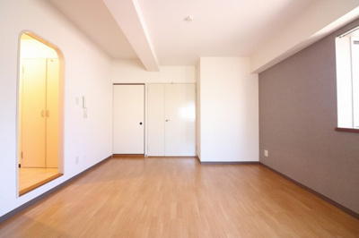 【居間・リビング】 | 鶴見パールハイツ