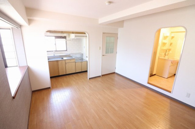 【居間・リビング】 | 鶴見パールハイツ