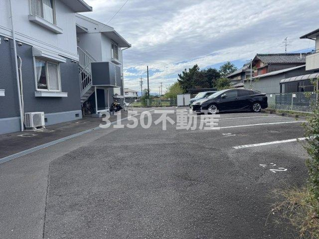 アーバンライフ羽島の駐車場